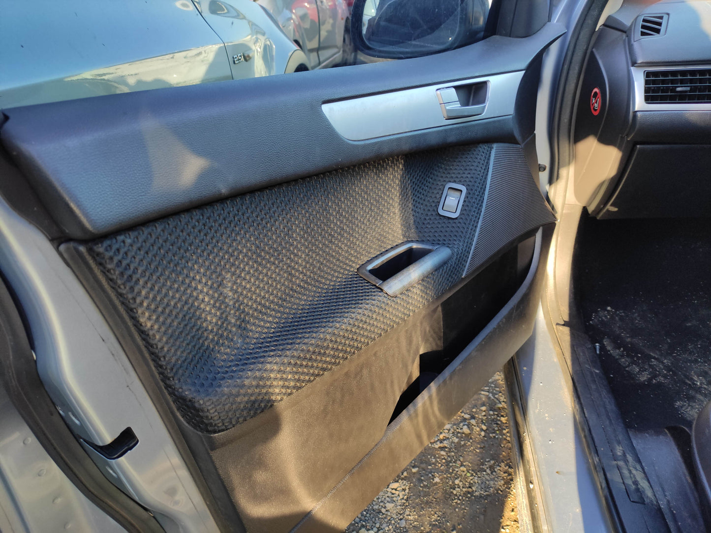 #642 FORD FALCON FG FITS 2008 TO 2014 FOR PARTS