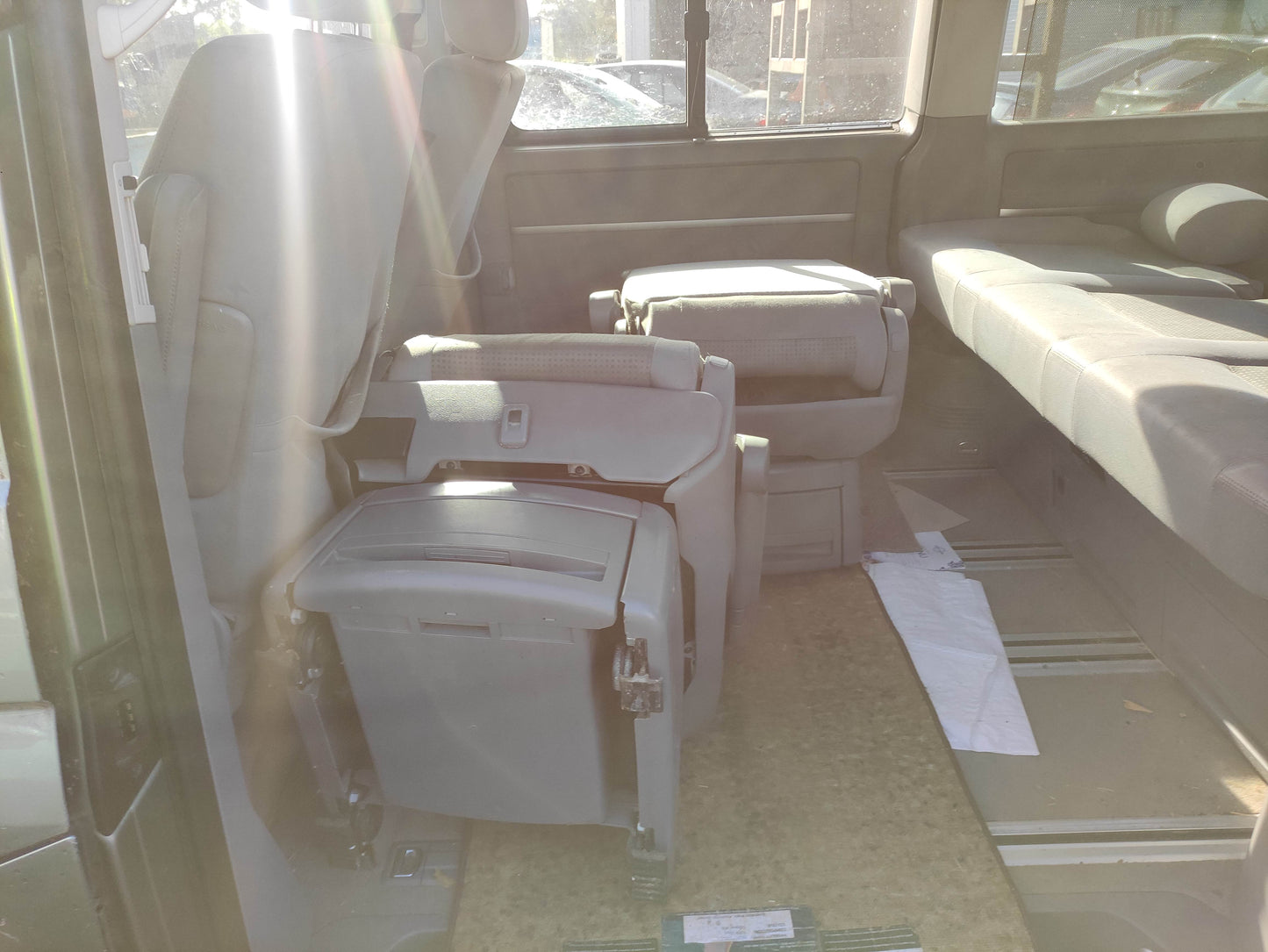 #691 VOLKSWAGEN MULTIVAN 2007 FOR  PARTS