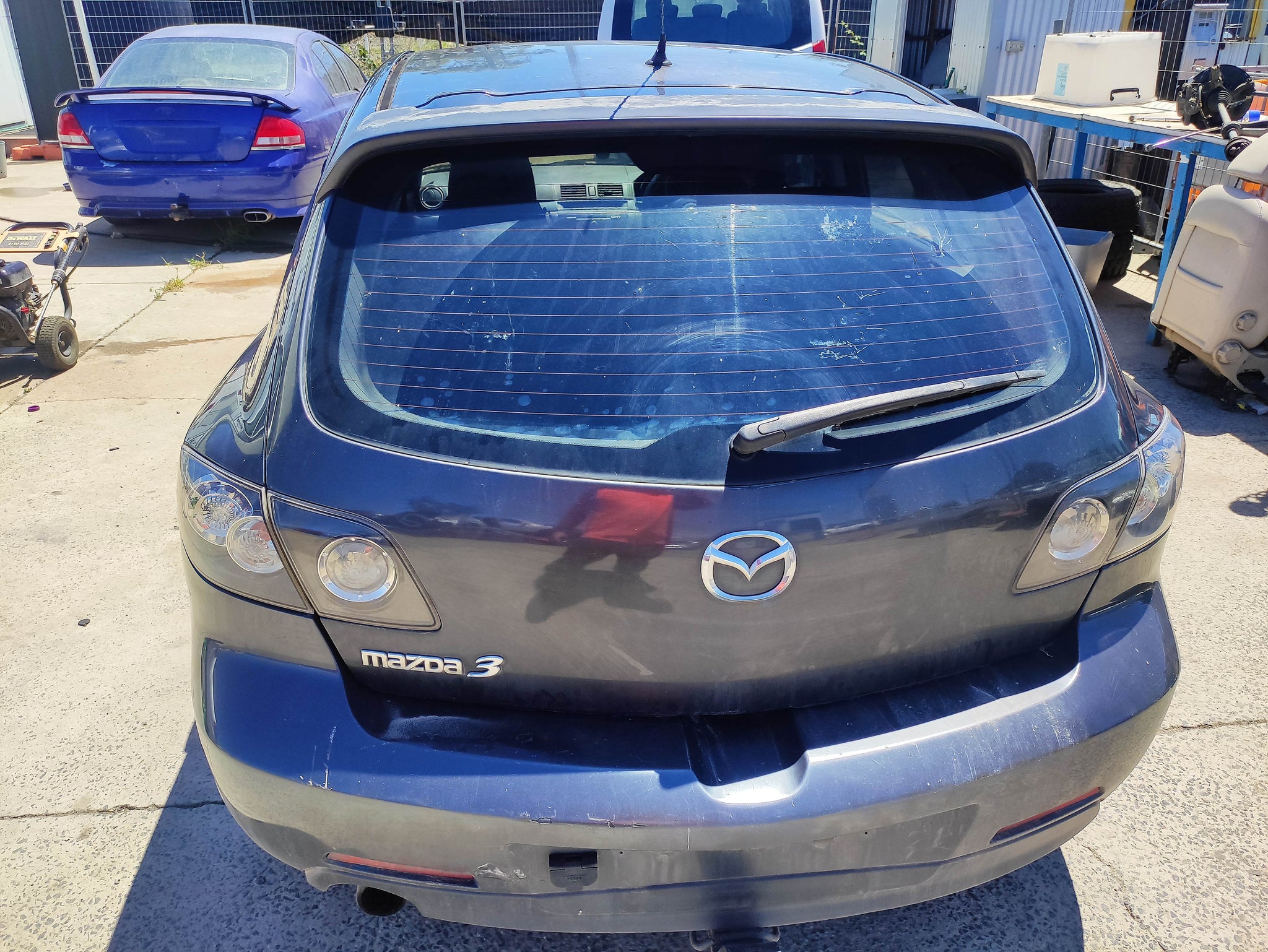 #556 MAZDA 3 FITS 2003 TO 2009 FOR PARTS