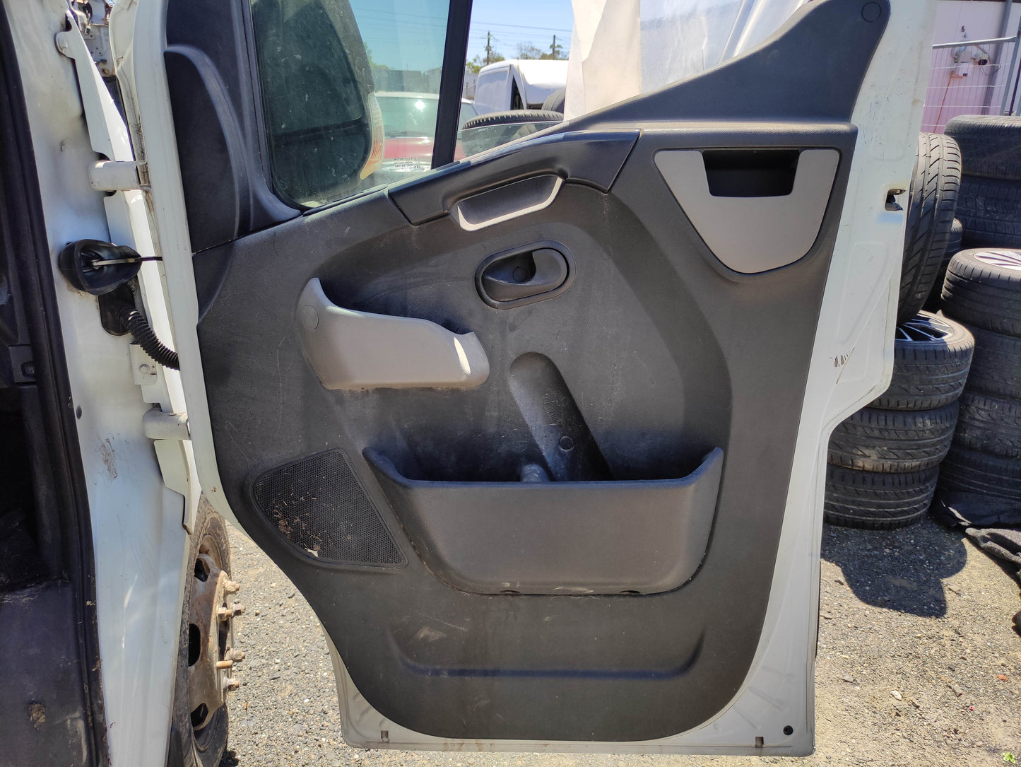 #582 RENAULT MASTER FITS 2013 TO 2016 FOR PARTS