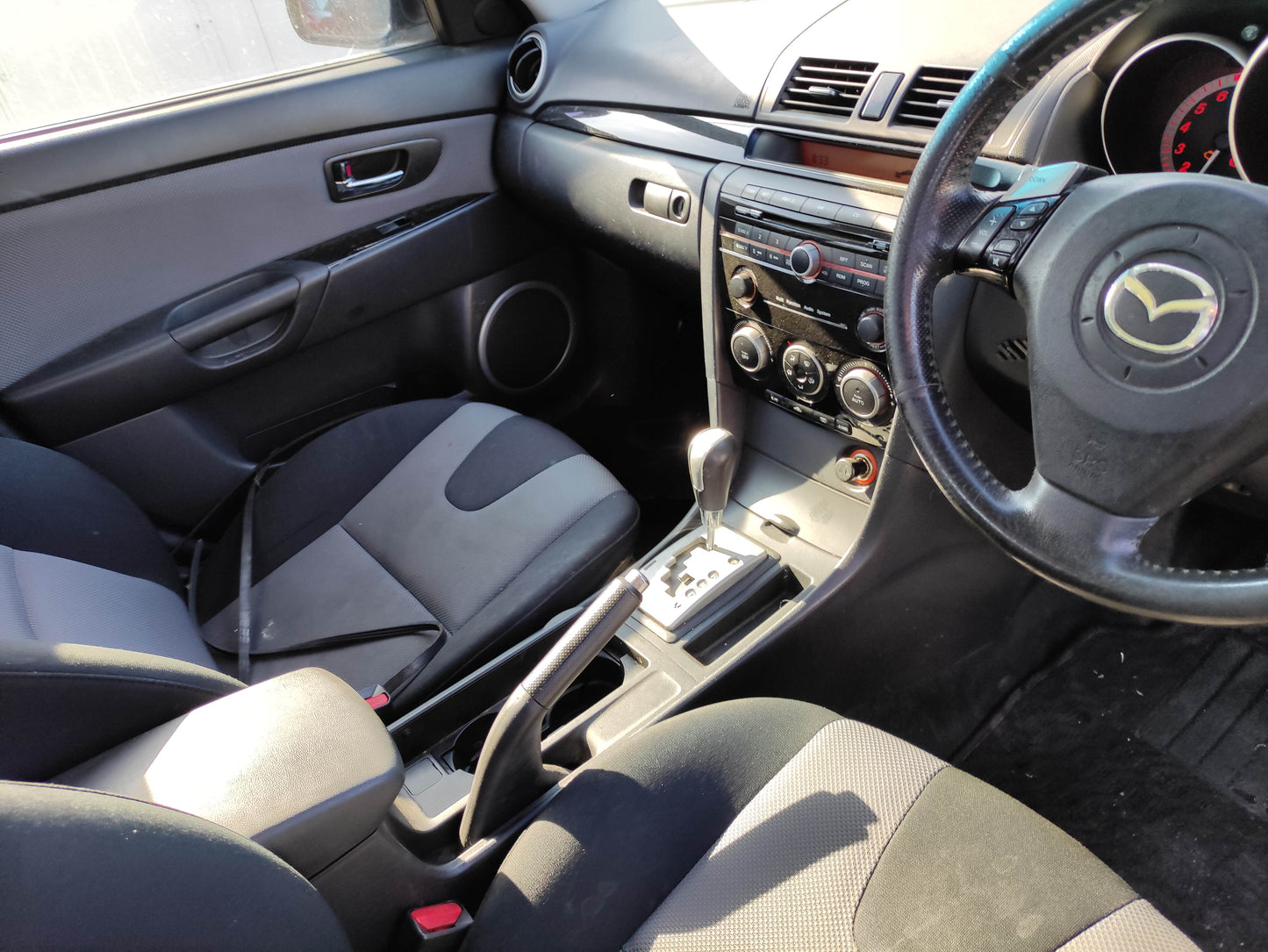 #605 MAZDA 3 BK SP23 2008 FOR PARTS