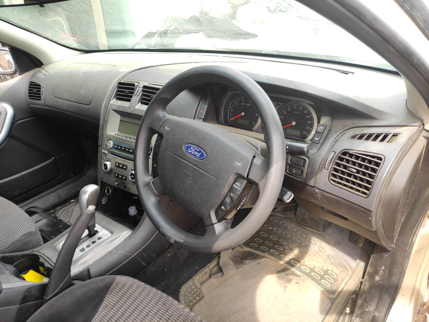 #565 FORD FALCON BF 2007 FOR PARTS