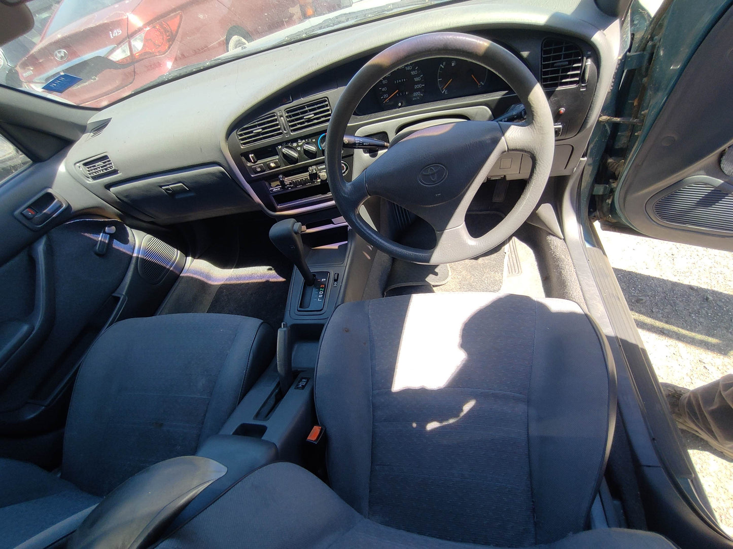 #588 TOYOTA CAMRY 1994 FOR PARTS