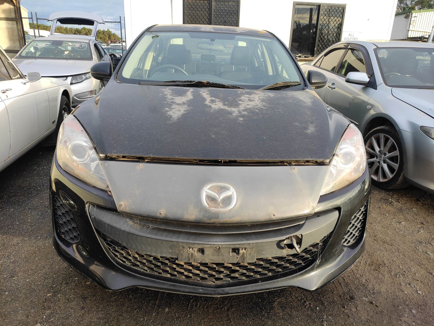#700 Mazda 3 2012 FOR PARTS