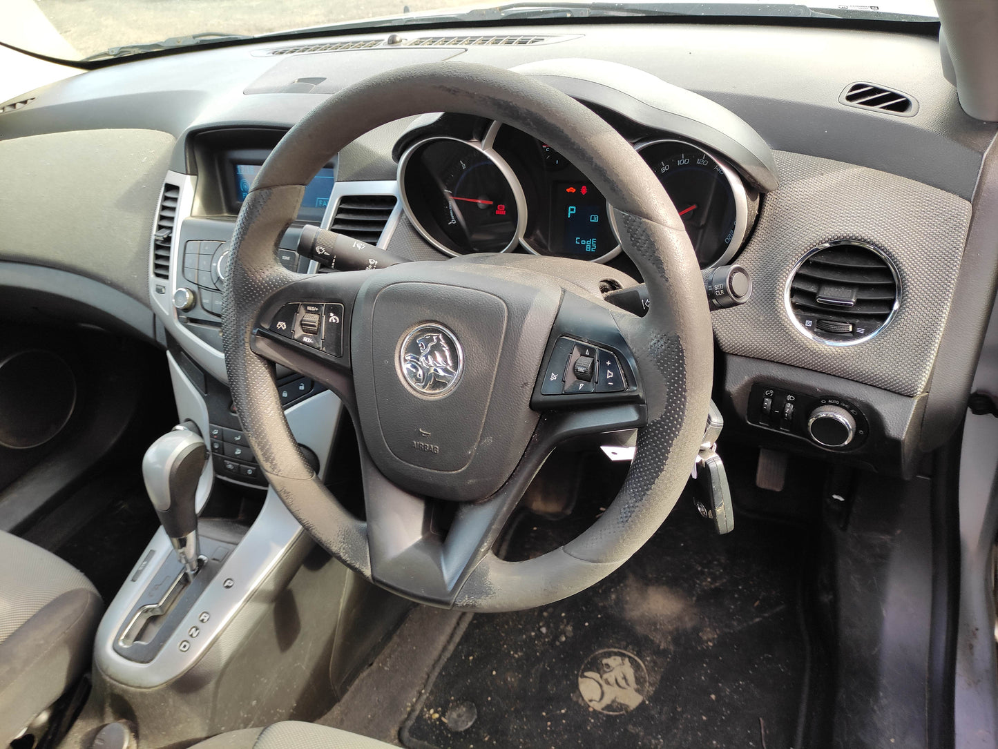 #468 HOLDEN CRUZE JG 2010 FOR PARTS