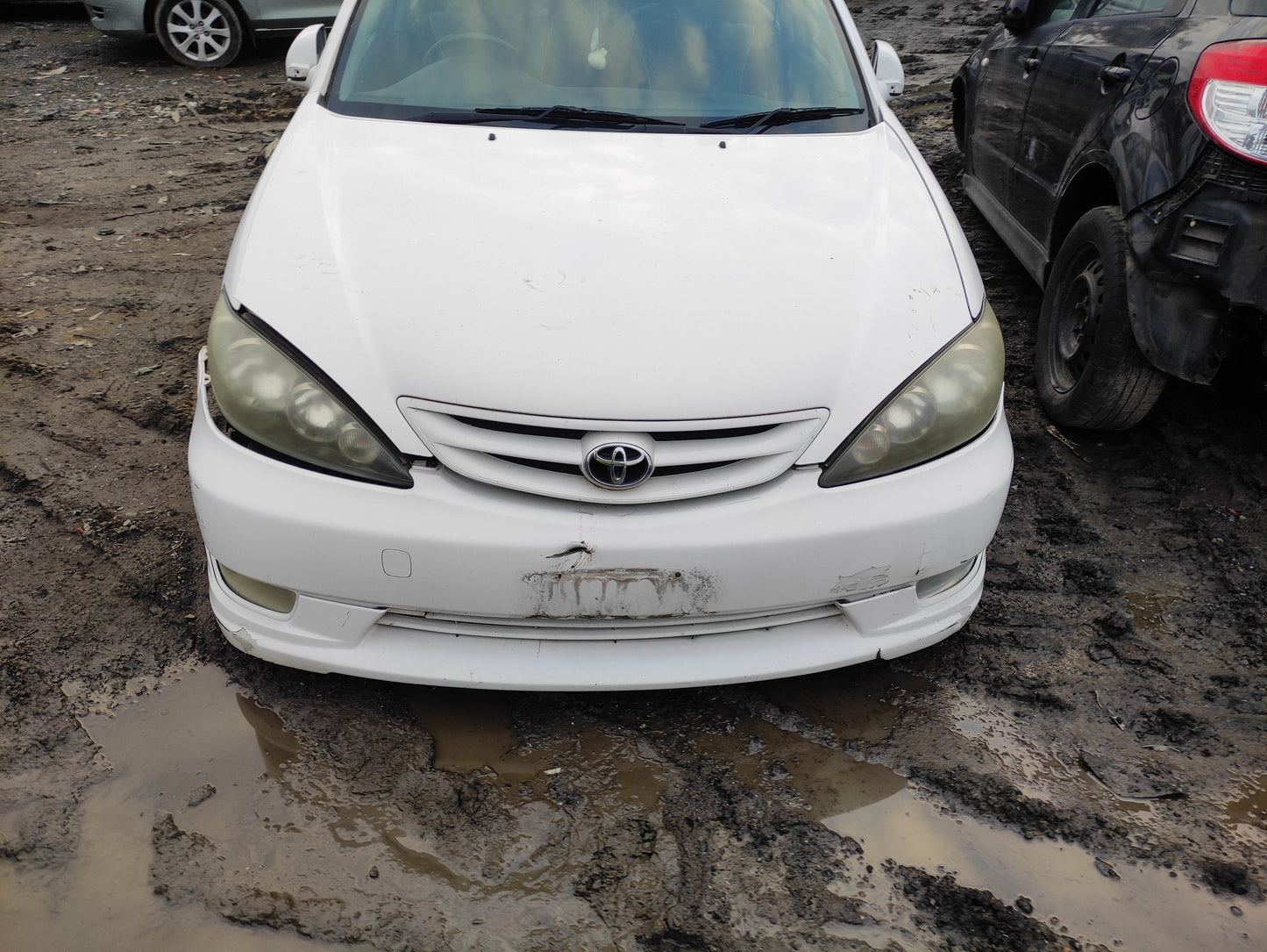 #708 TOYOTA CAMRY 2004 FOR PARTS