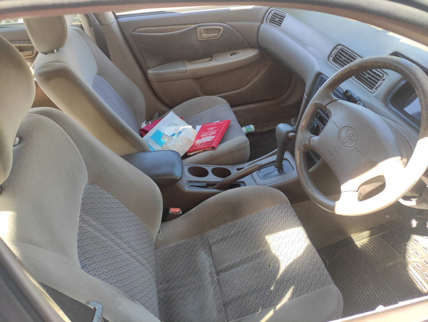#562 TOYOTA CAMRY 2001 FOR PARTS