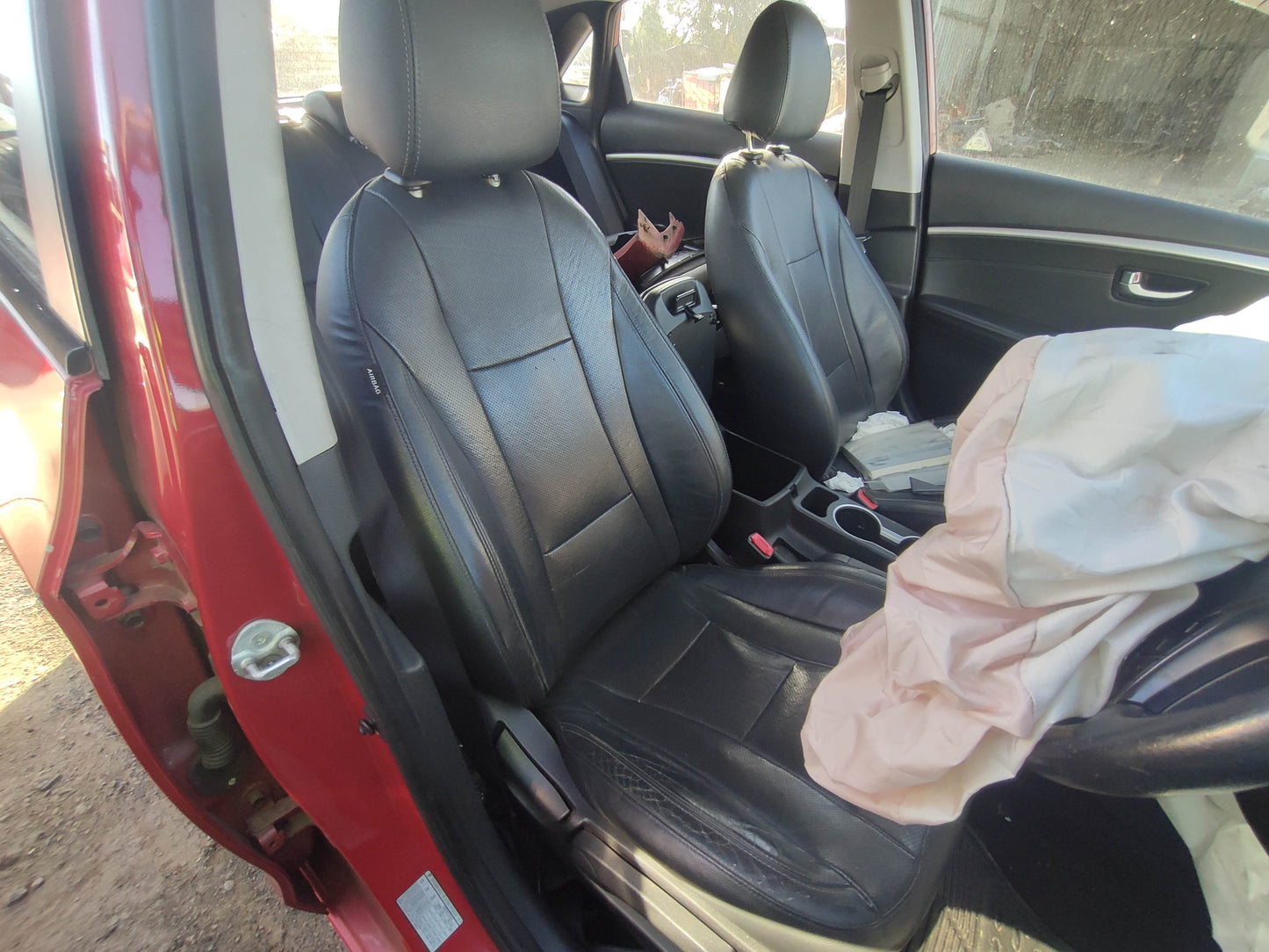 WRECKING HYUNDAI i30 2014 FOR QUALITY PARTS SHIPPING AUSTRALIA WIDE