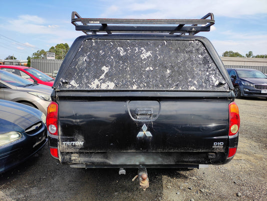 #630 MITSUBISHI TRITON FITS 2009 TO 2015 FOR PARTS