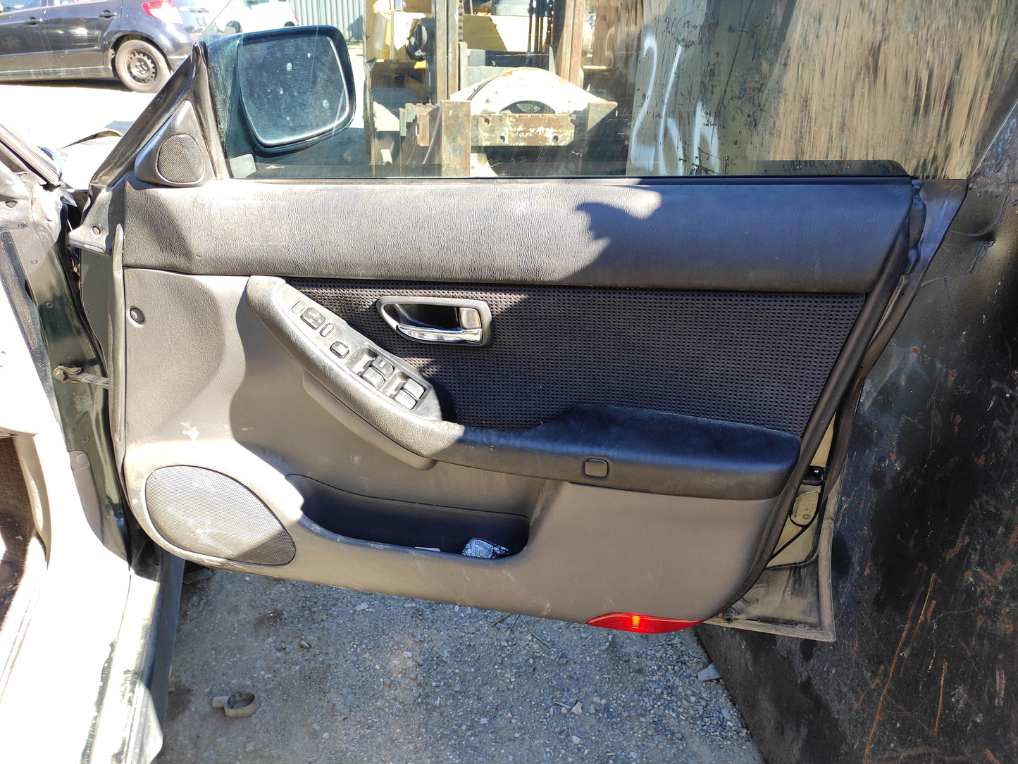 #645 SUBARU OUTBACK BH9 FITS 2000 TO 2003 FOR PARTS