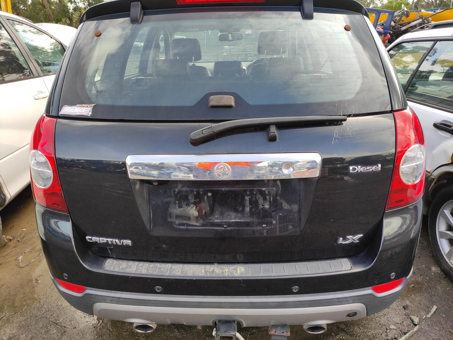 #405 HOLDEN CAPTIVA 2011 FOR PARTS