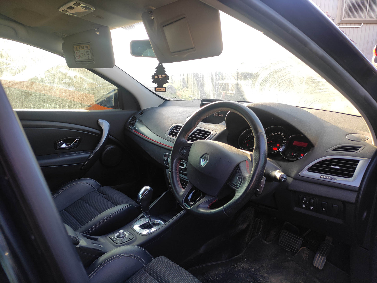 WRECKING RENAULT MEGANE FITS 2013 TO 2018 [STOCK NO #622]