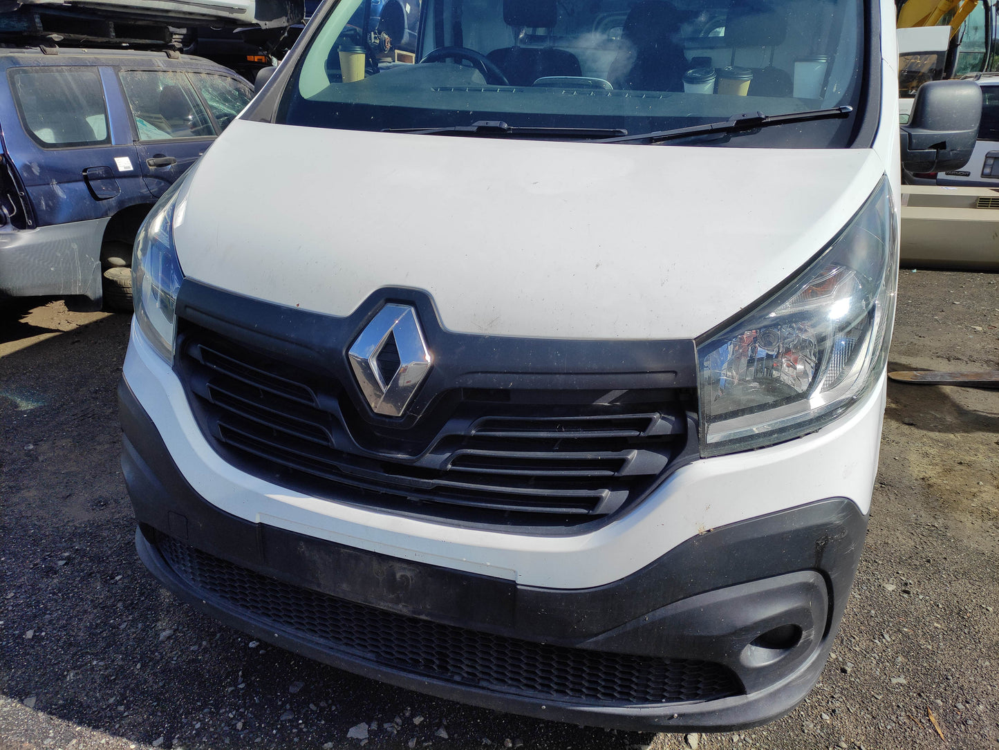 #466 RENAULT TRAFIC 2016 FOR PARTS