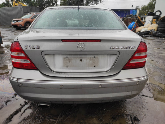 MERCEDES BENZ C180 2007 FOR PARTS