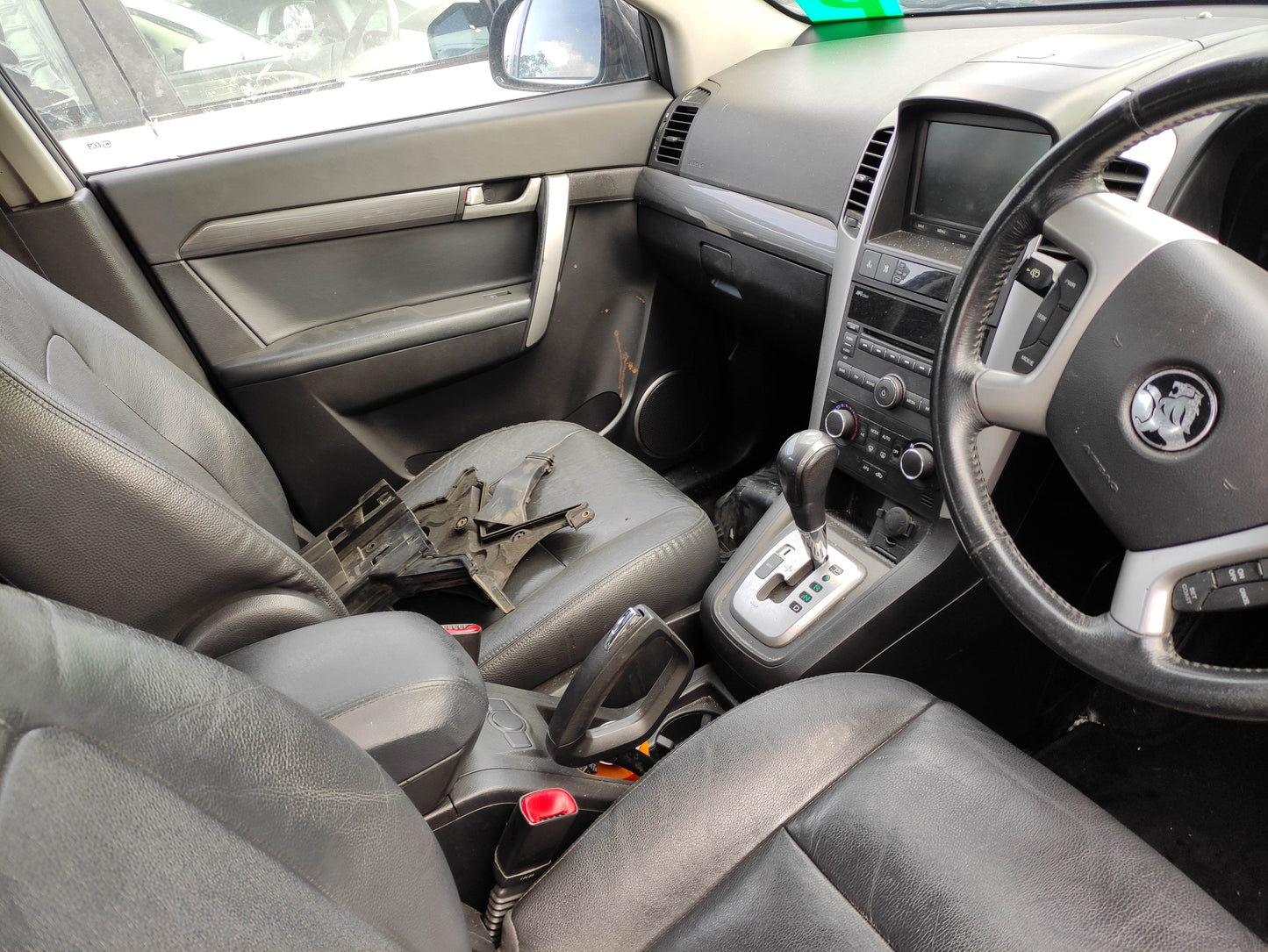 #405 HOLDEN CAPTIVA 2011 FOR PARTS