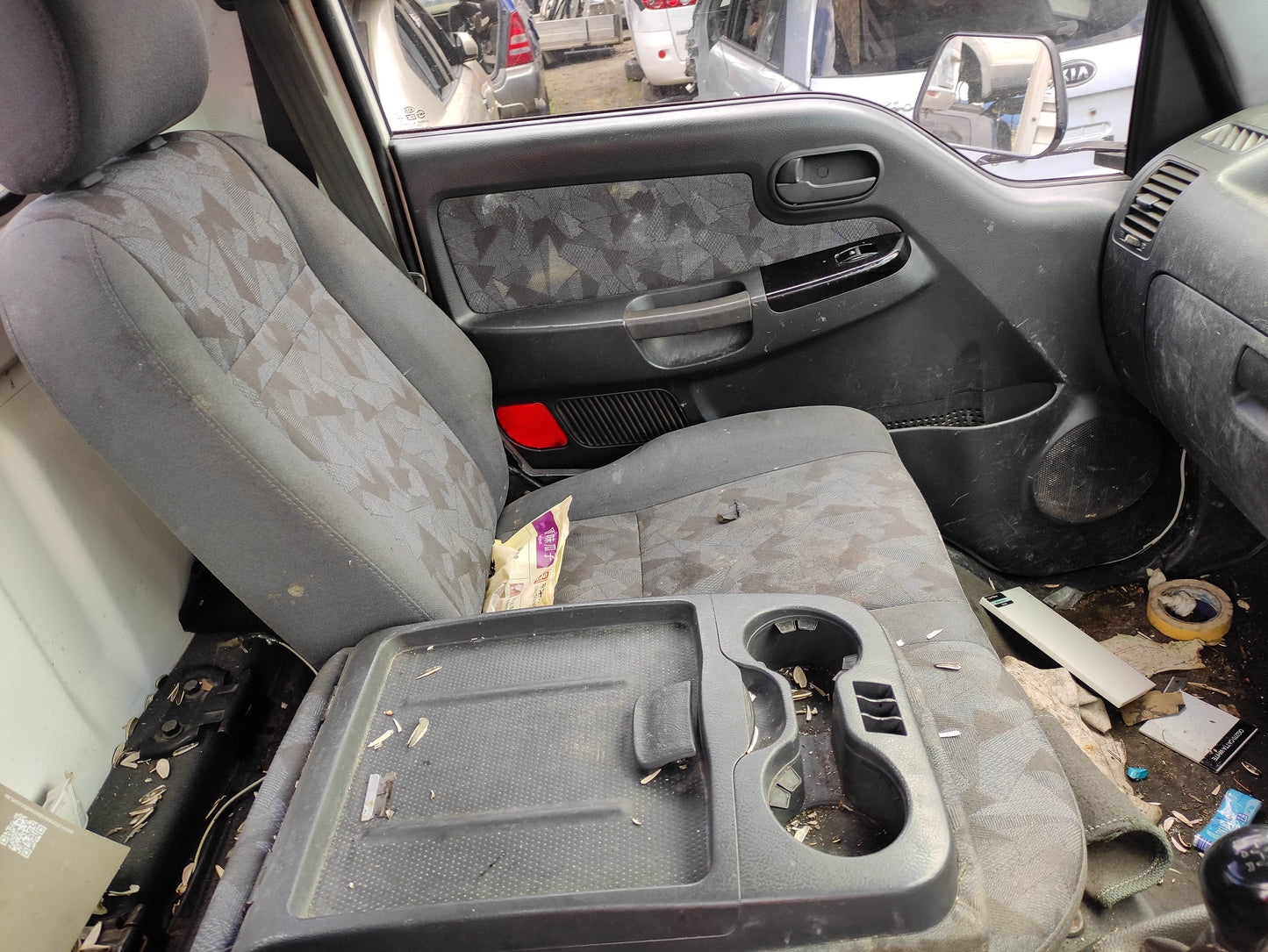 #493 KIA K2700 2005 FOR PARTS