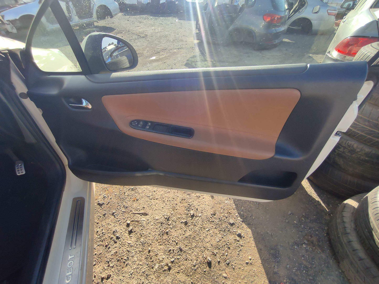 #112 PEUGEOT 207 2007 FOR PARTS