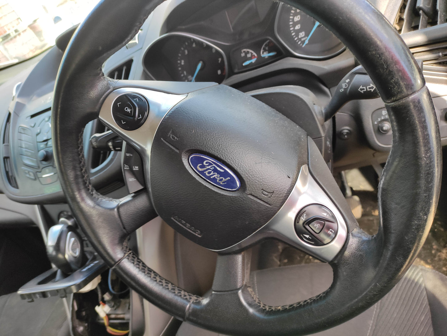 #467 FORD KUGA TF 2013 FOR PARTS