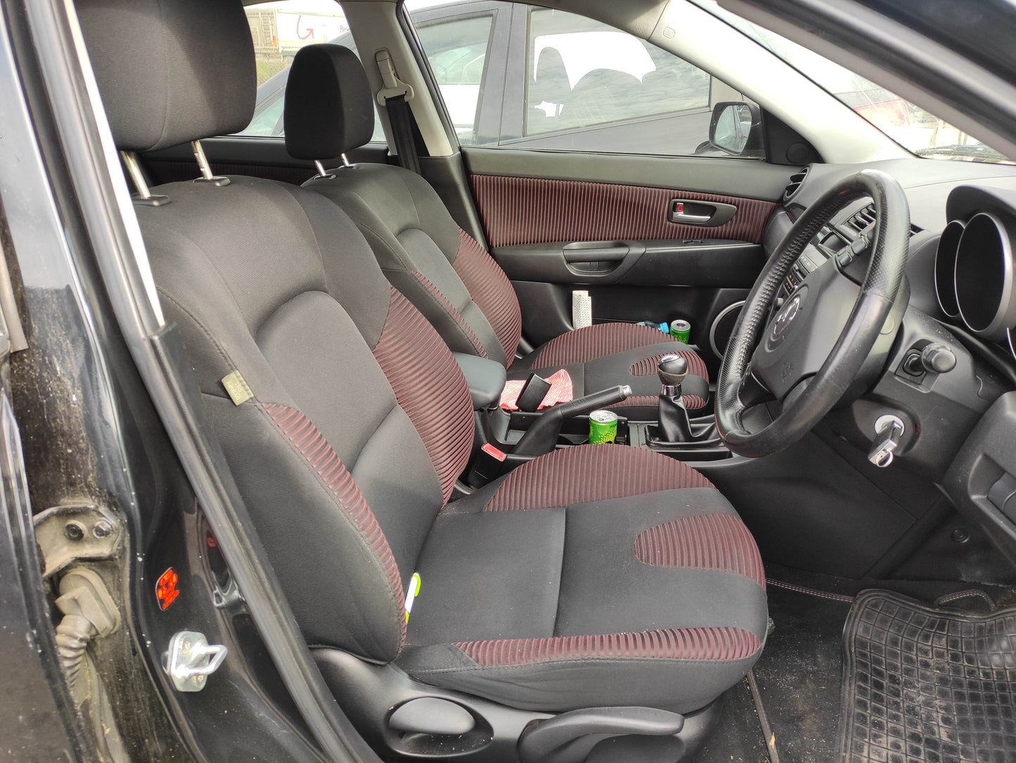 #675 MAZDA 3 2005 FOR QUALITY PARTS