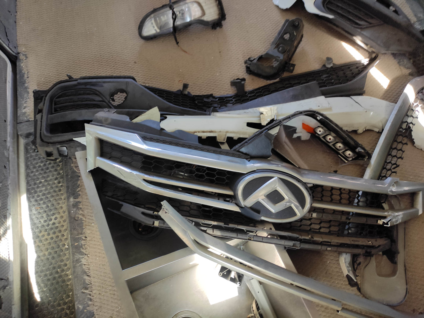 #571 LDV V80 2013 FOR PARTS