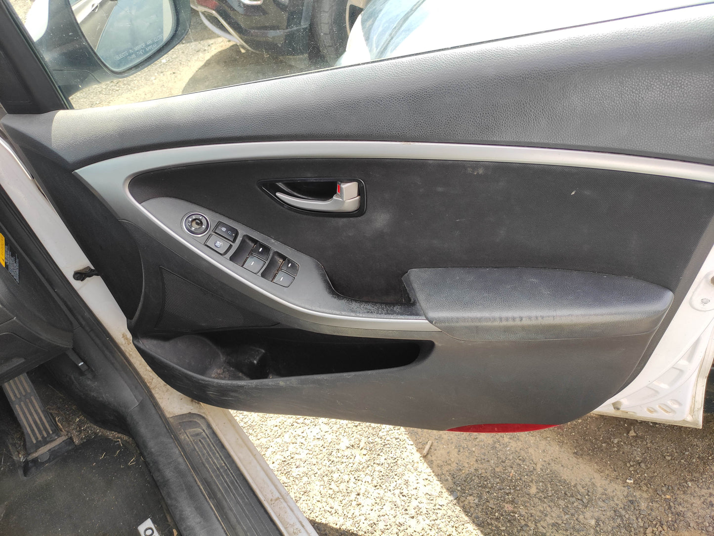 #617 HYUNDAI i30 2013 FOR PARTS