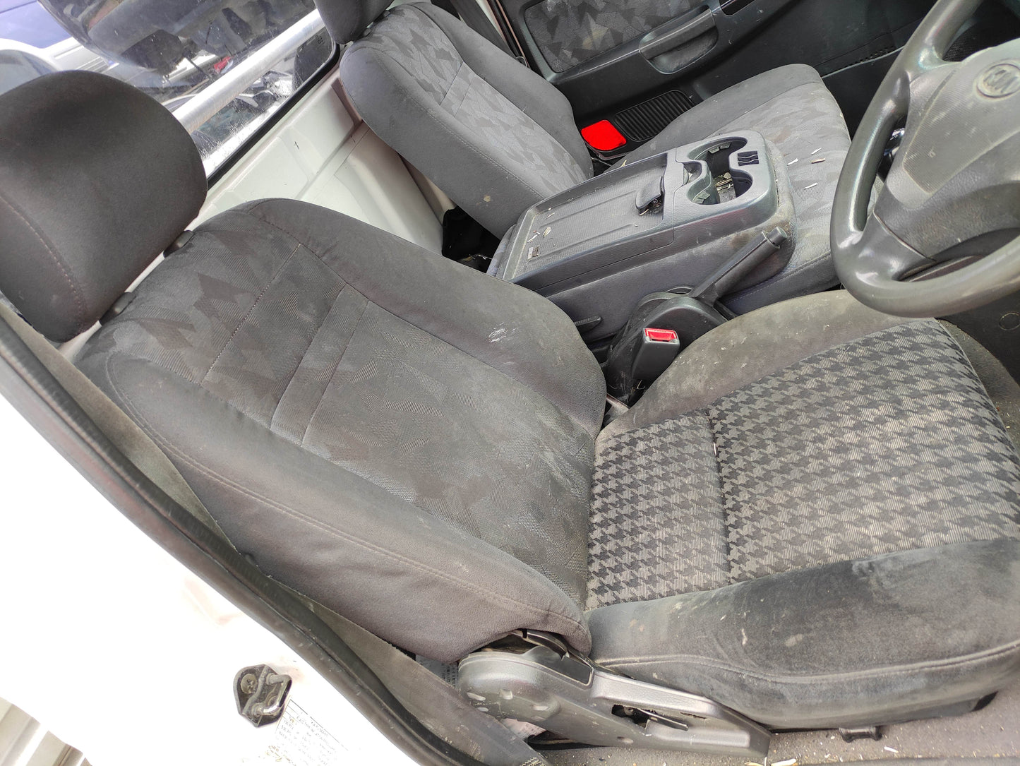 #493 KIA K2700 2005 FOR PARTS
