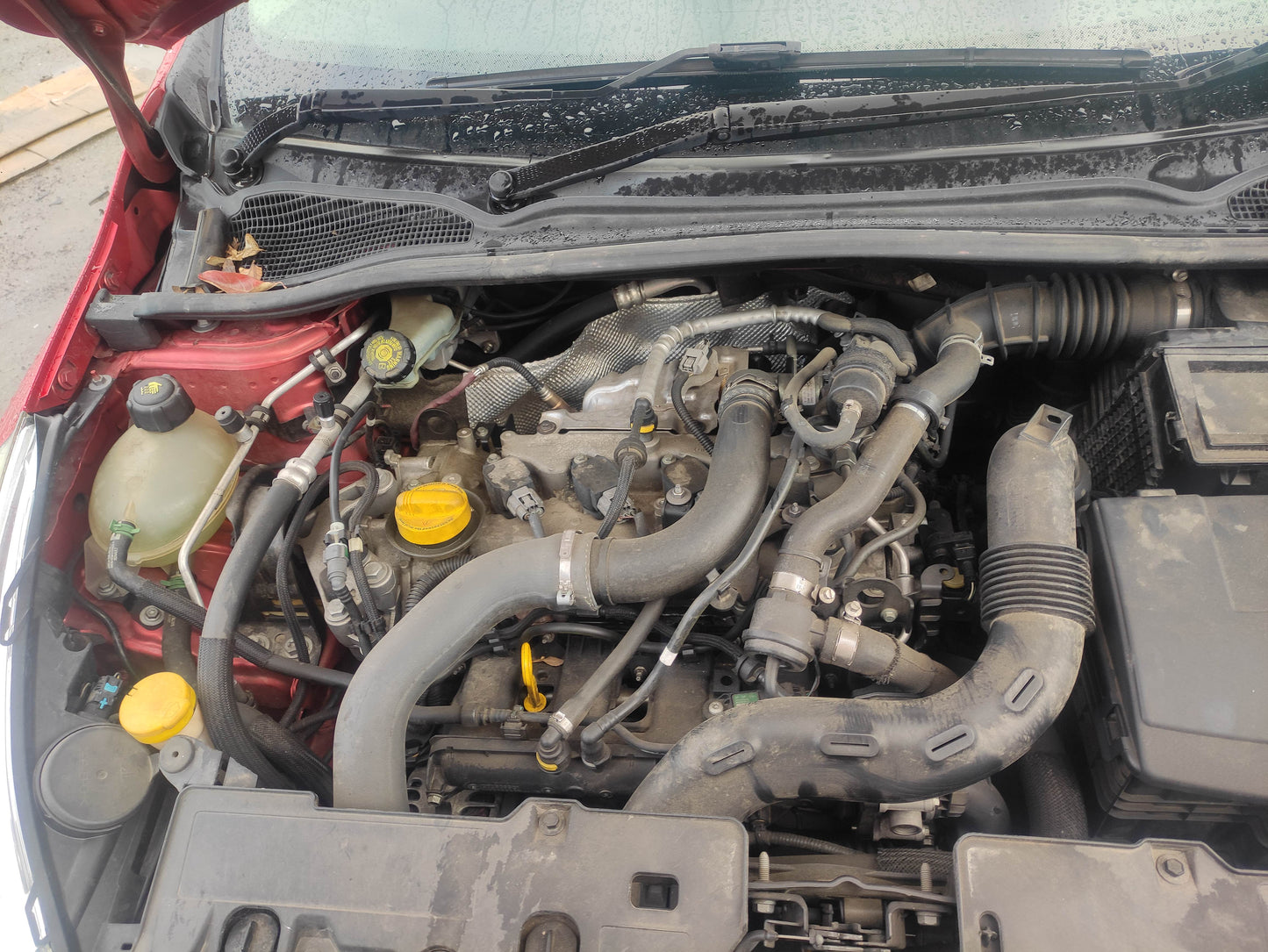#693 RENAULT CLIO 2014 FOR PARTS
