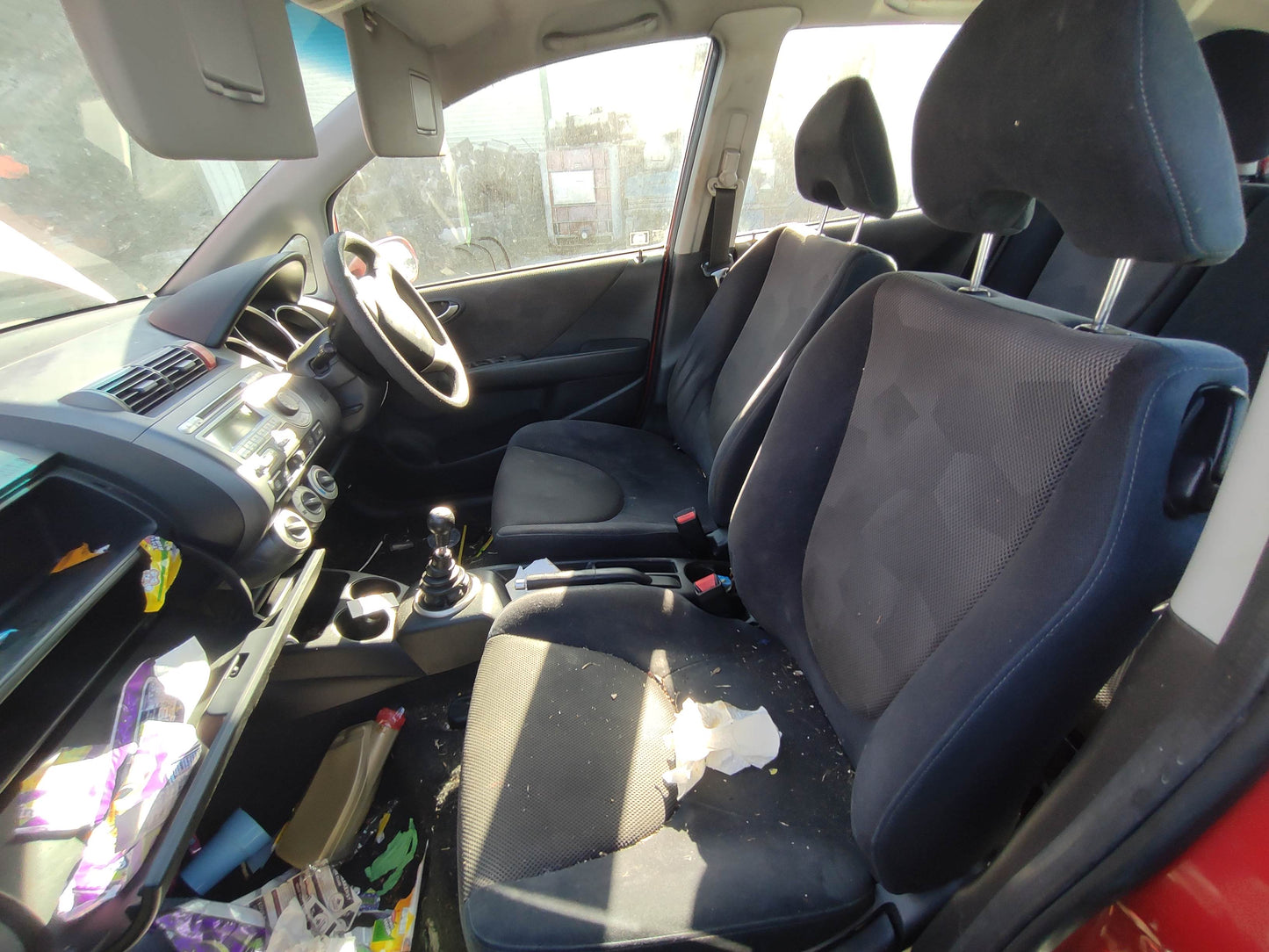 WRECKING HONDA JAZZ  (2005) FOR QUALIY PARTS SHIPPING AUSTRALIA WIDE