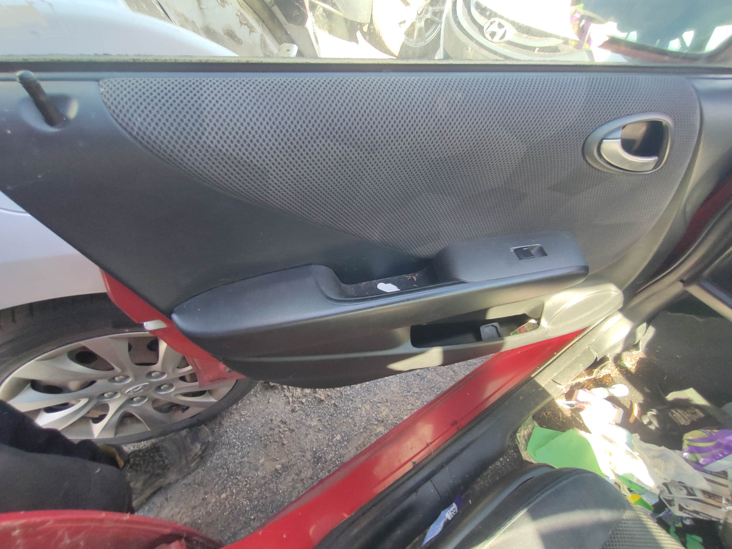 WRECKING HONDA JAZZ  (2005) FOR QUALIY PARTS SHIPPING AUSTRALIA WIDE