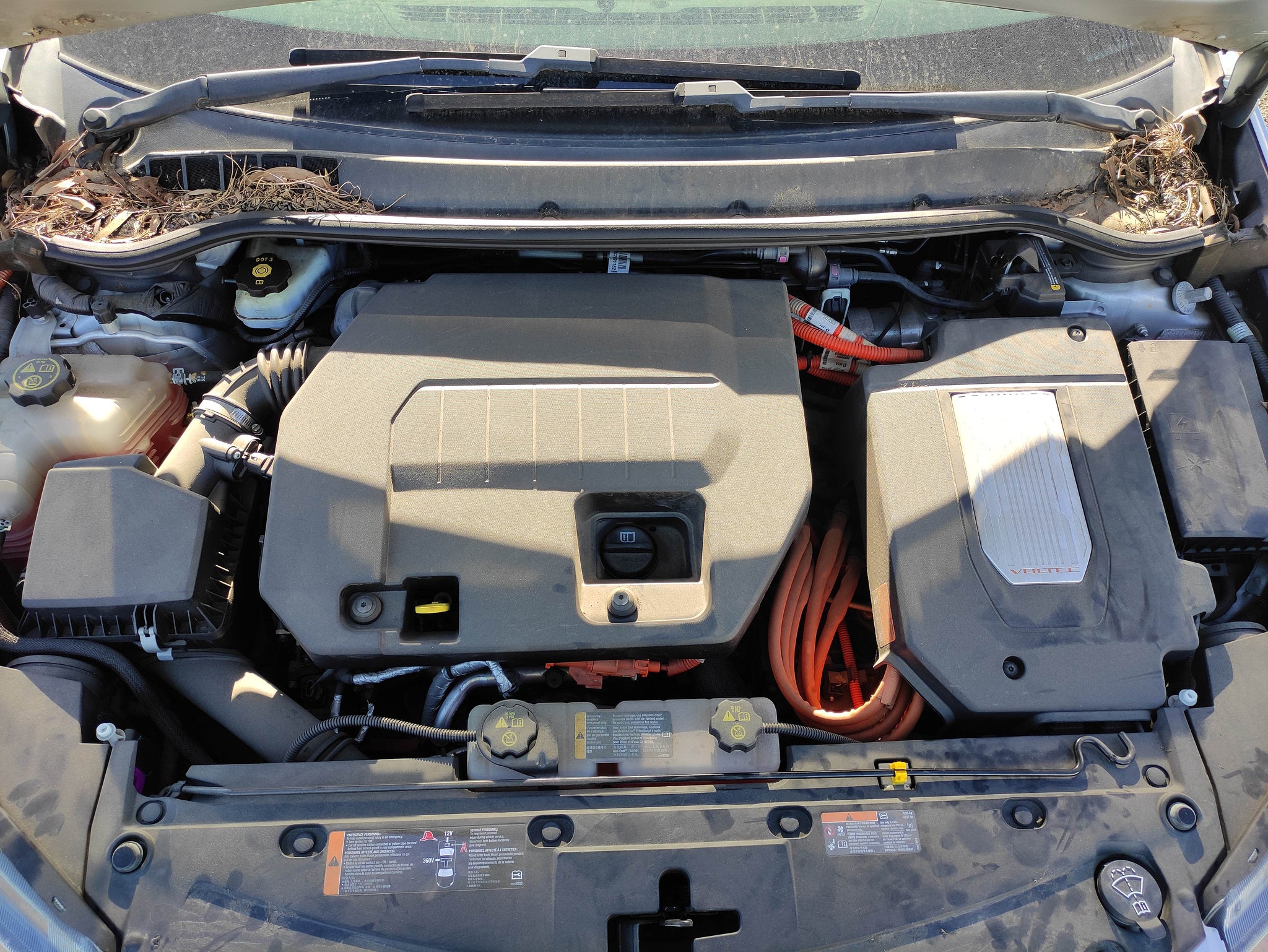 #597 HOLDEN VOLT EV 2012 FOR PARTS