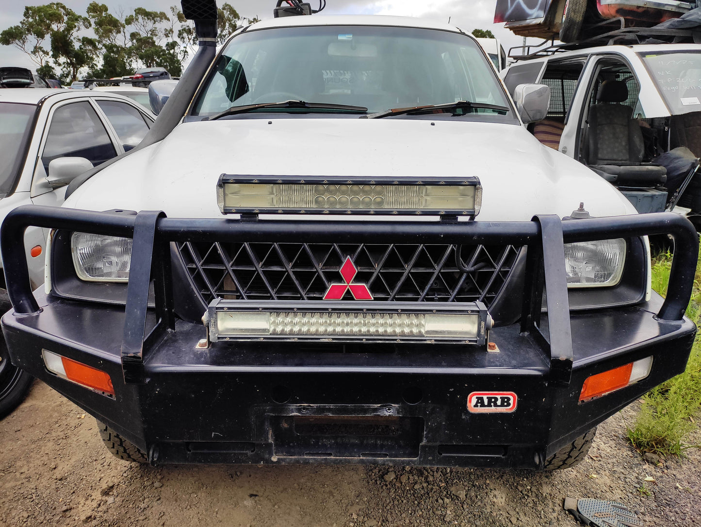 #628 MITSUBISHI TRITON FITS 1996 TO 2003 FOR PARTS