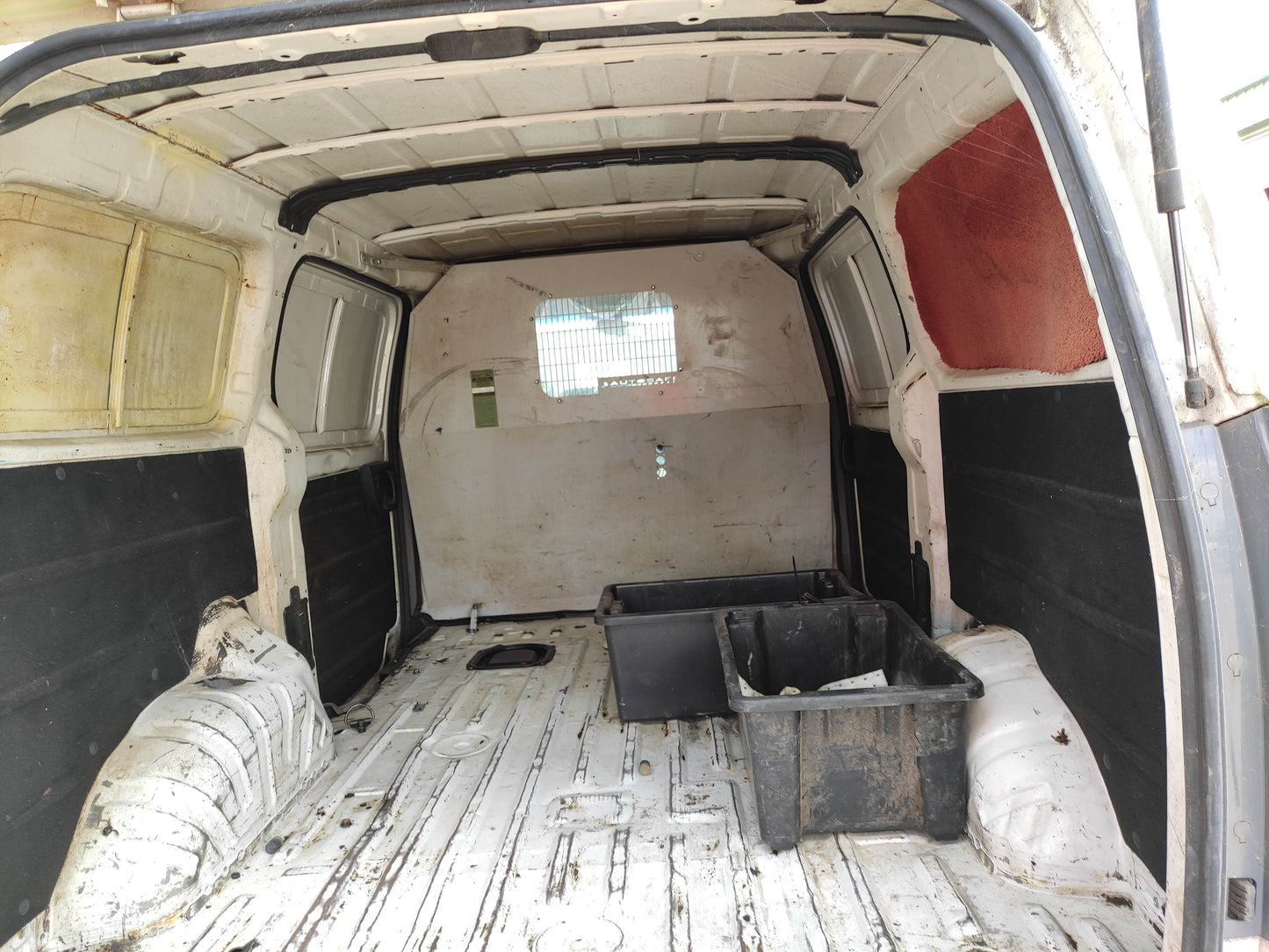 502 HYUNDAI H-1,iLOAD 2010 FOR PARTS