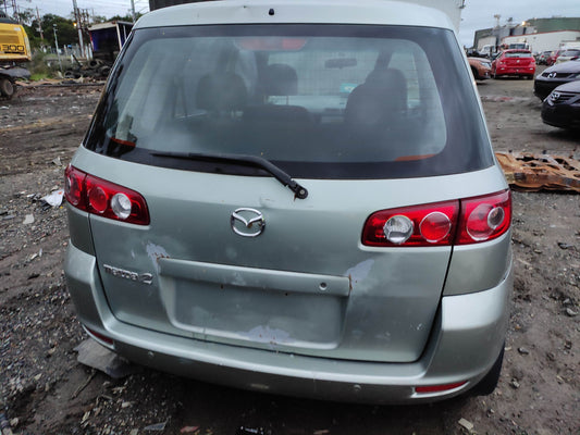 #678 MAZDA 2 2005 FOR PARTS