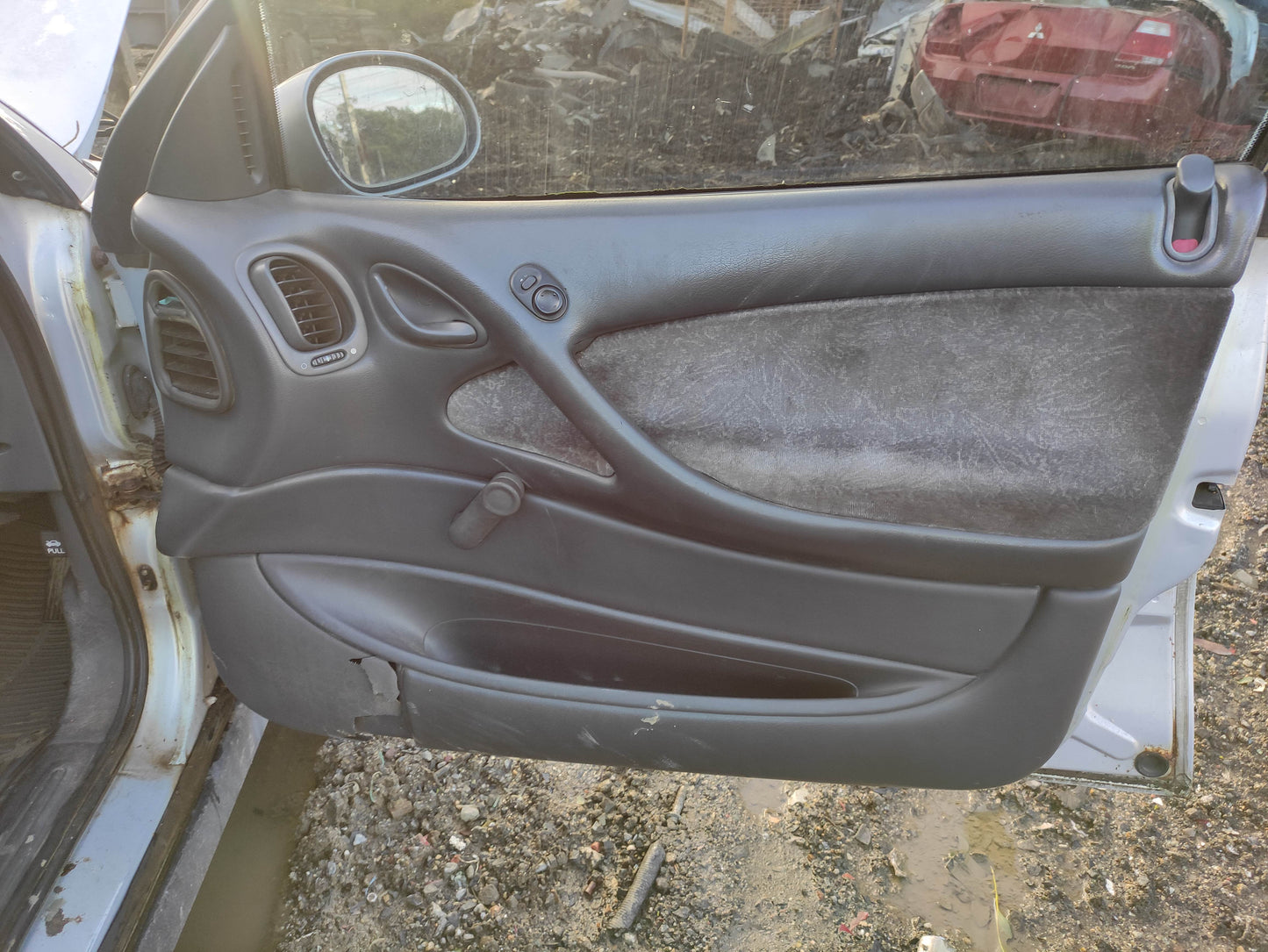 #689 HOLDEN COMMODORE 1997 FOR PARTS
