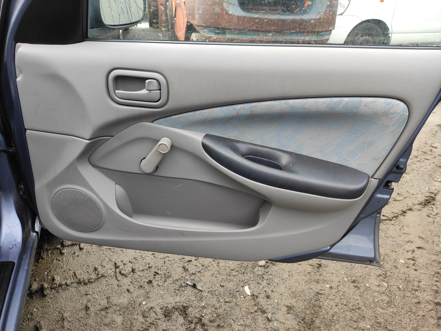 WRECKING NISSAN PULSAR 2002 FOR QUALIY PARTS SHIPPING  AUSTRALIA WIDE