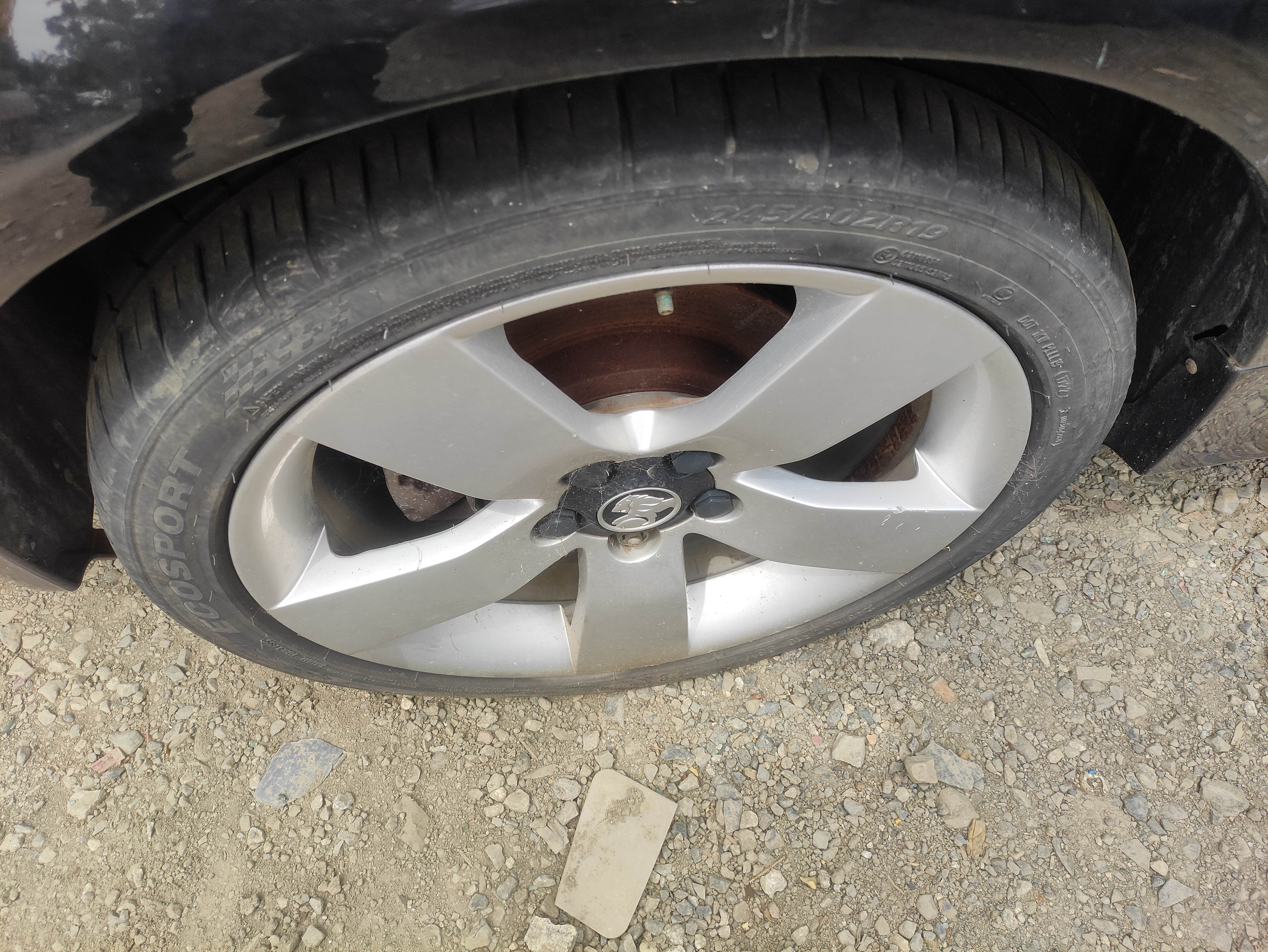#551 HOLDEN COMMODORE VE 2010 FOR PARTS