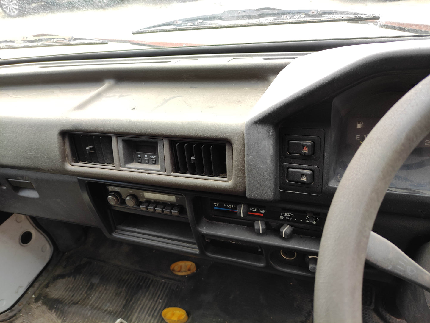 #567 MITSUBISHI EXPRESS 1991 FOR PARTS