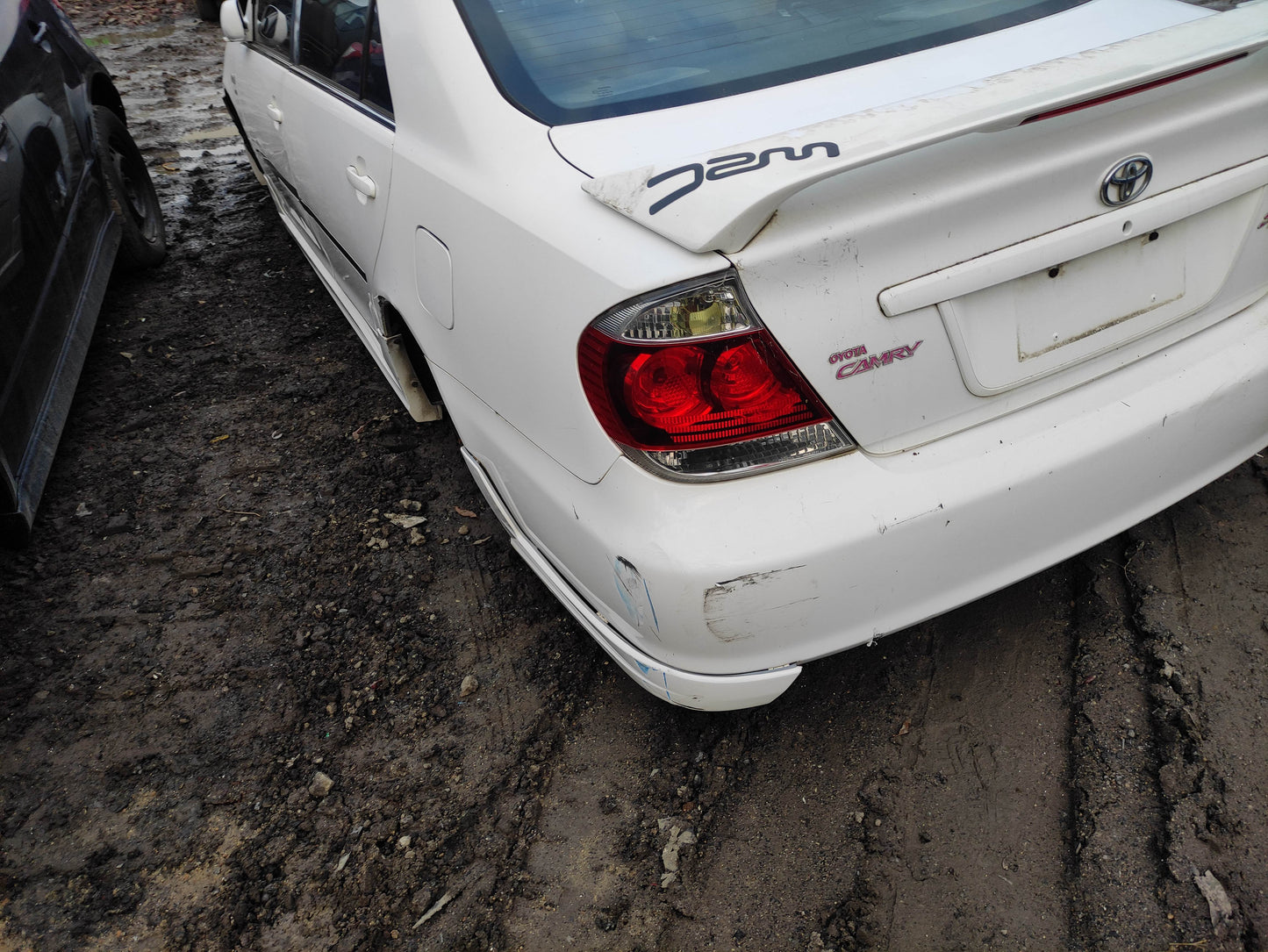 #708 TOYOTA CAMRY 2004 FOR PARTS