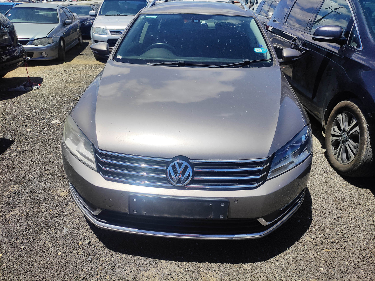 #523 VOLKSWAGEN PASSAT FITS 2010 TO 2014 FOR PARTS