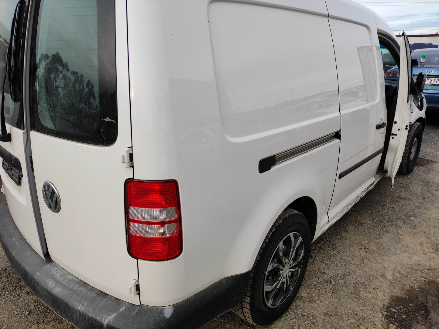 #344 VOLKSWAGEN CADDY FITS 2010 TO 2015 FOR PARTS