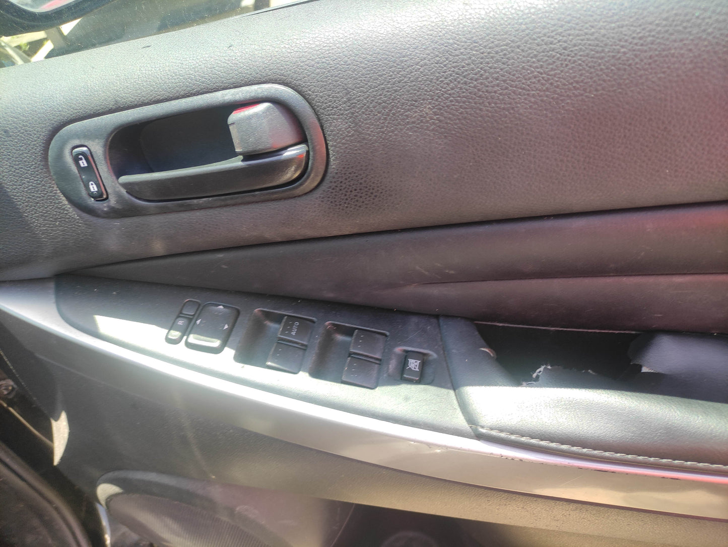 #525 MAZDA CX-7 2011 FOR PARTS