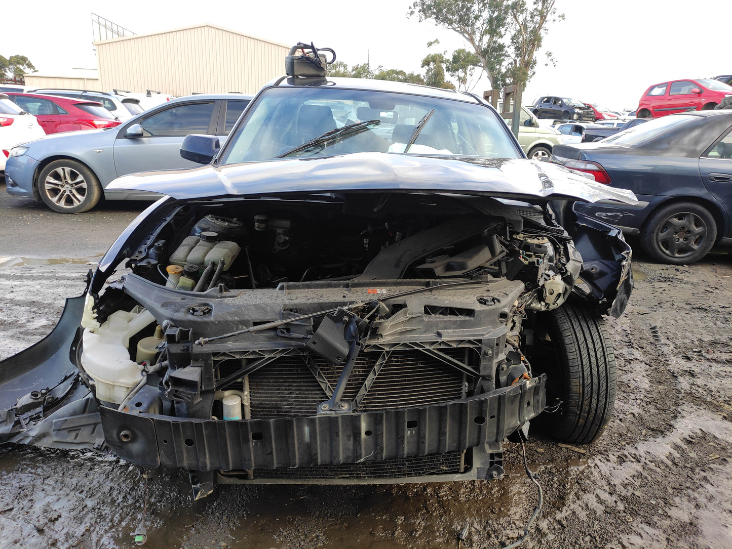#688 MAZDA 3 2005 FOR PARTS