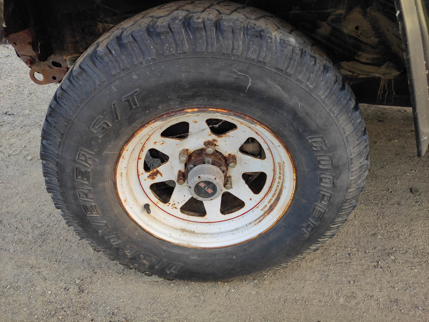 Wrecking Mitsubishi Pajaro 1985 for Parts.quality parts - shipping australia wide