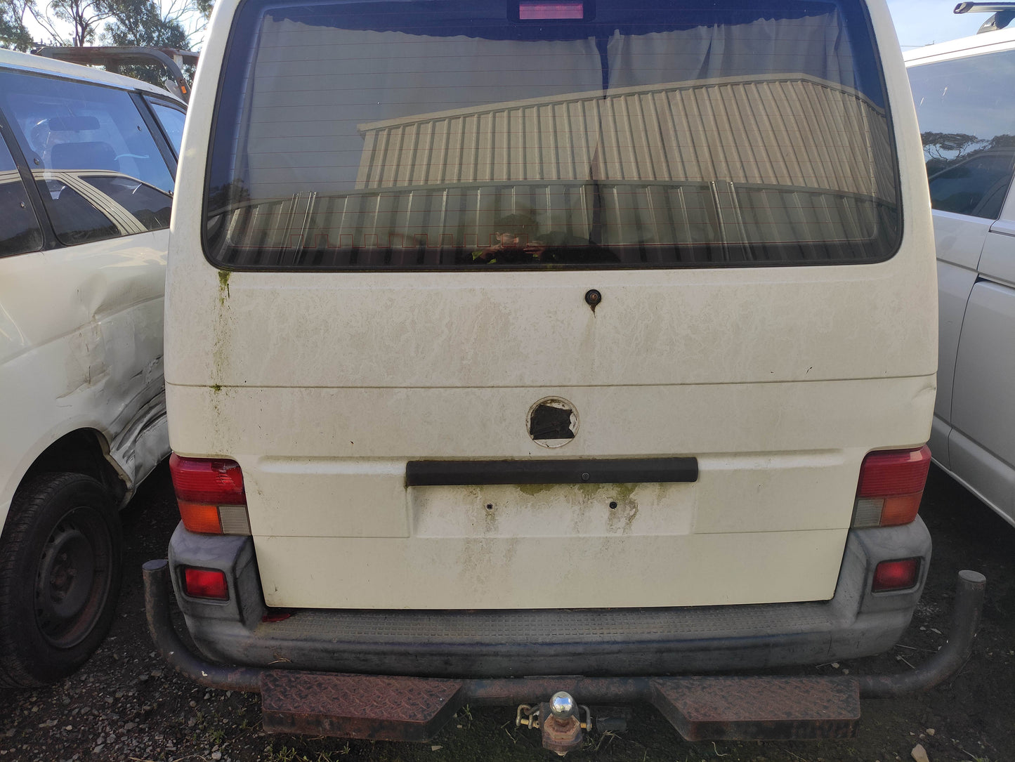 WRECKING VOLKSWAGEN CARAVELLE,TRANSPORTER 2001 FOR QUALITY PARTS SHIPPING AUSTRALIA WIDE