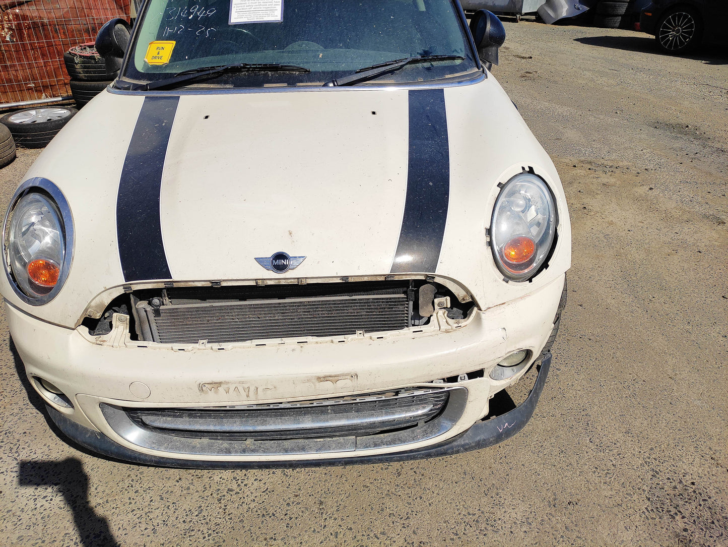 #579 MINI R56 Cooper 2012 FOR PARTS