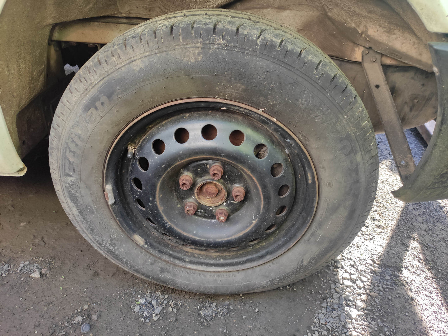 WRECKING VOLKSWAGEN CARAVELLE,TRANSPORTER 2001 FOR QUALITY PARTS SHIPPING AUSTRALIA WIDE