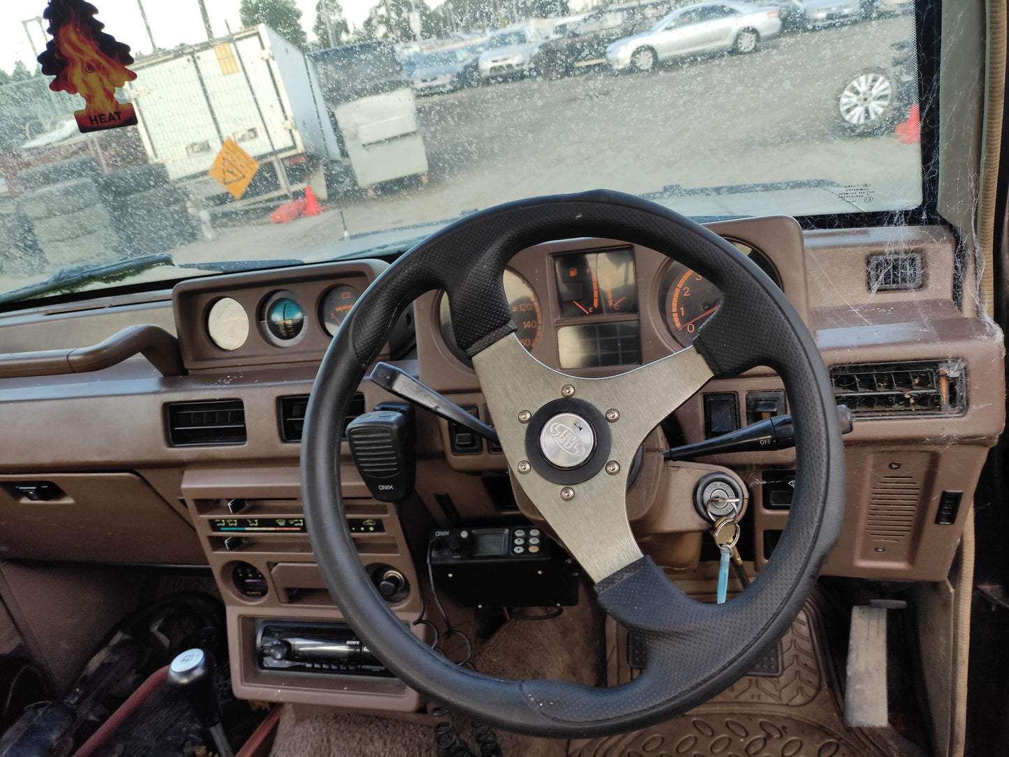 Wrecking Mitsubishi Pajaro 1985 for Parts.quality parts - shipping australia wide