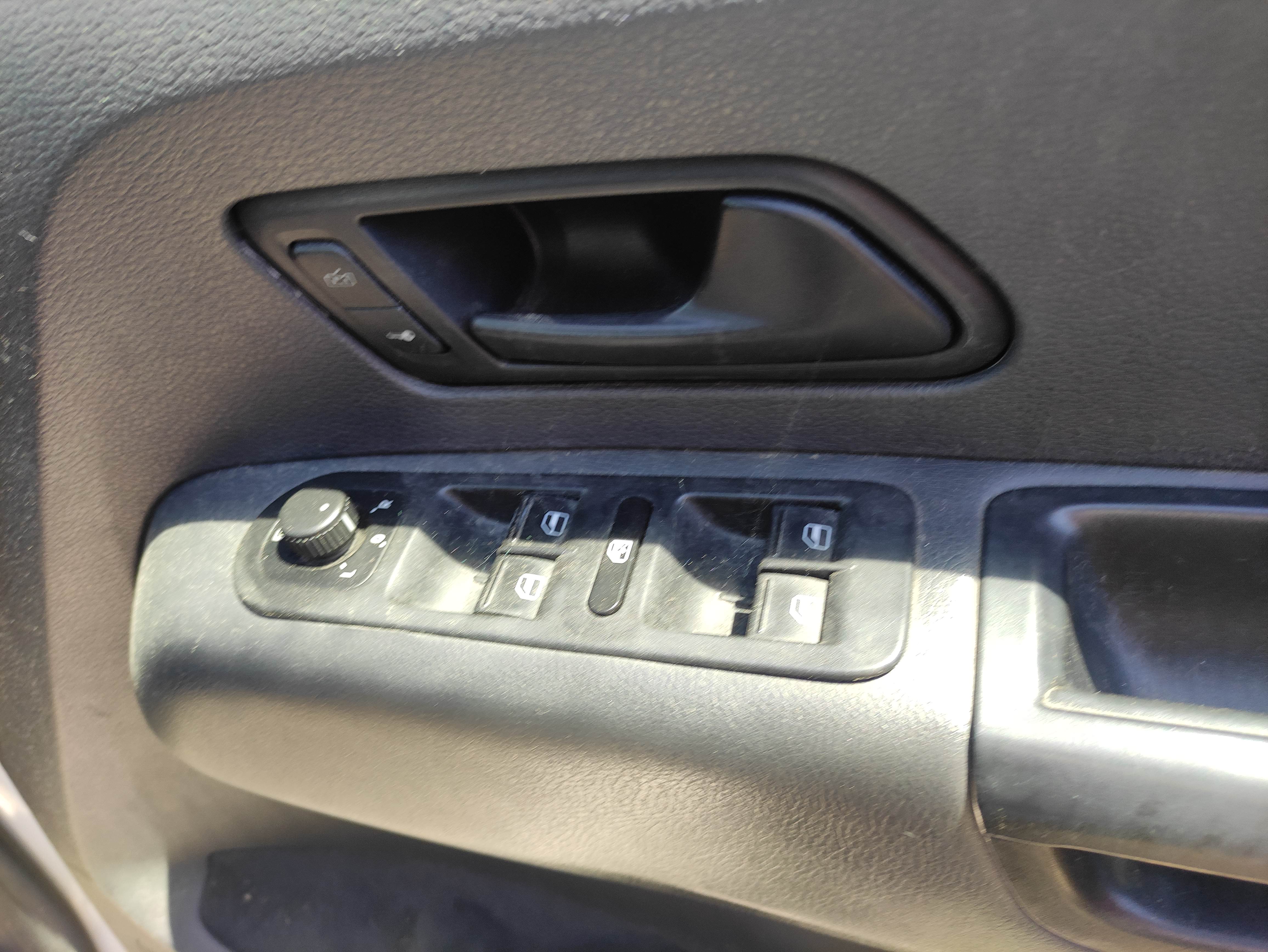 #553 VOLKSWAGEN AMAROK FITS 2010 TO 2016 FOR PARTS