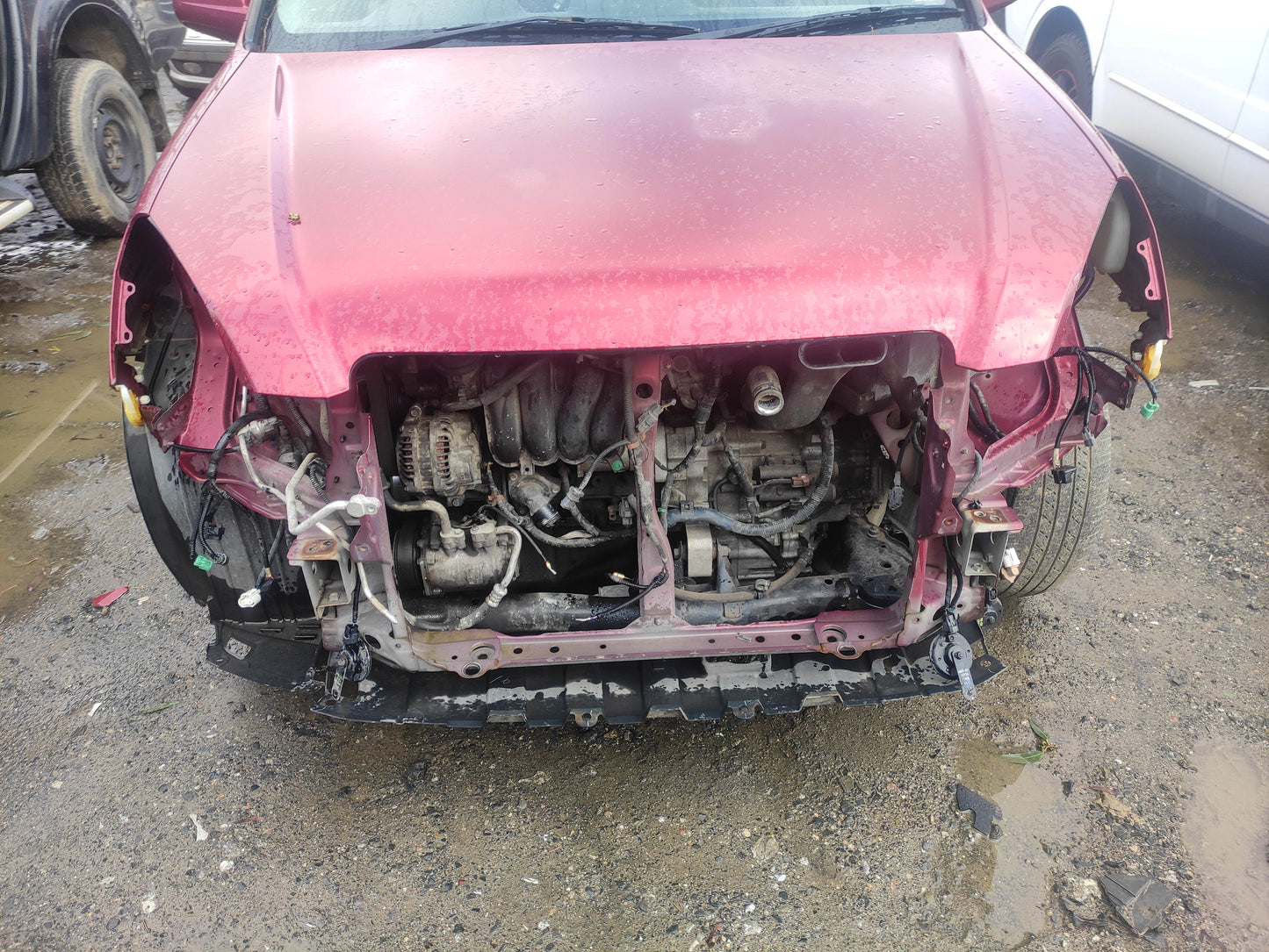 #686 HONDA CR-V 2004 FOR PARTS