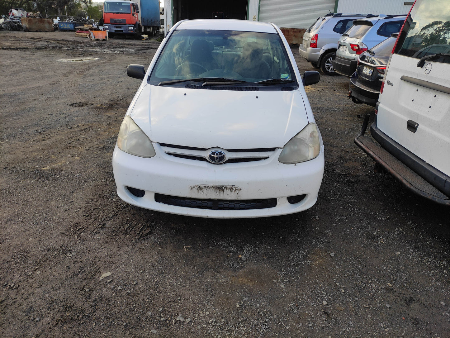 #231 TOYOTA ECHO NCP FITS 1999 TO 2005 FOR PARTS